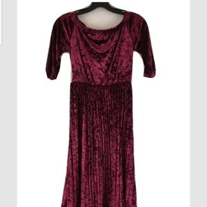 Leezeshaw crush velvet dress